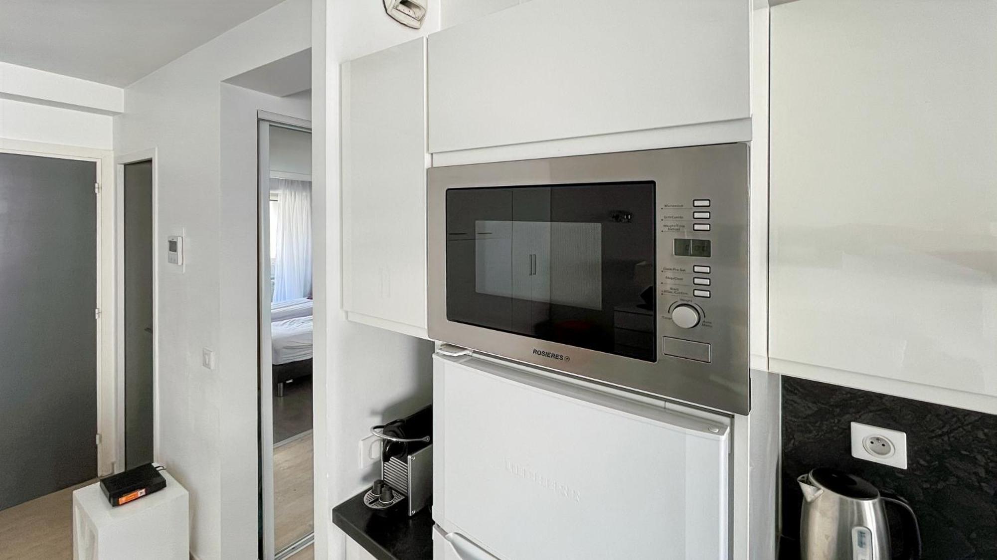2 Modern, Terrace And Parking * Cannes